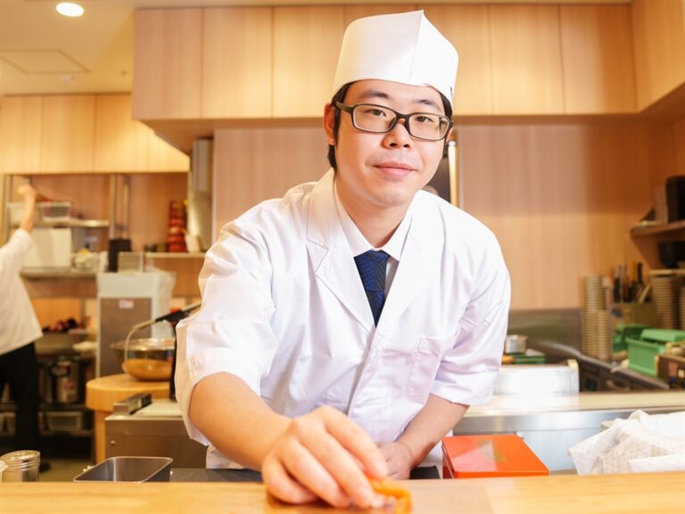 まぐろ問屋 やざえもん 沖縄新都心あっぷるタウン店 寿司職人求人情報